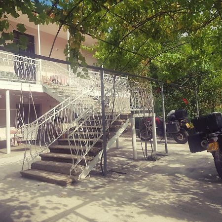 Guest House Adigeni Exterior foto